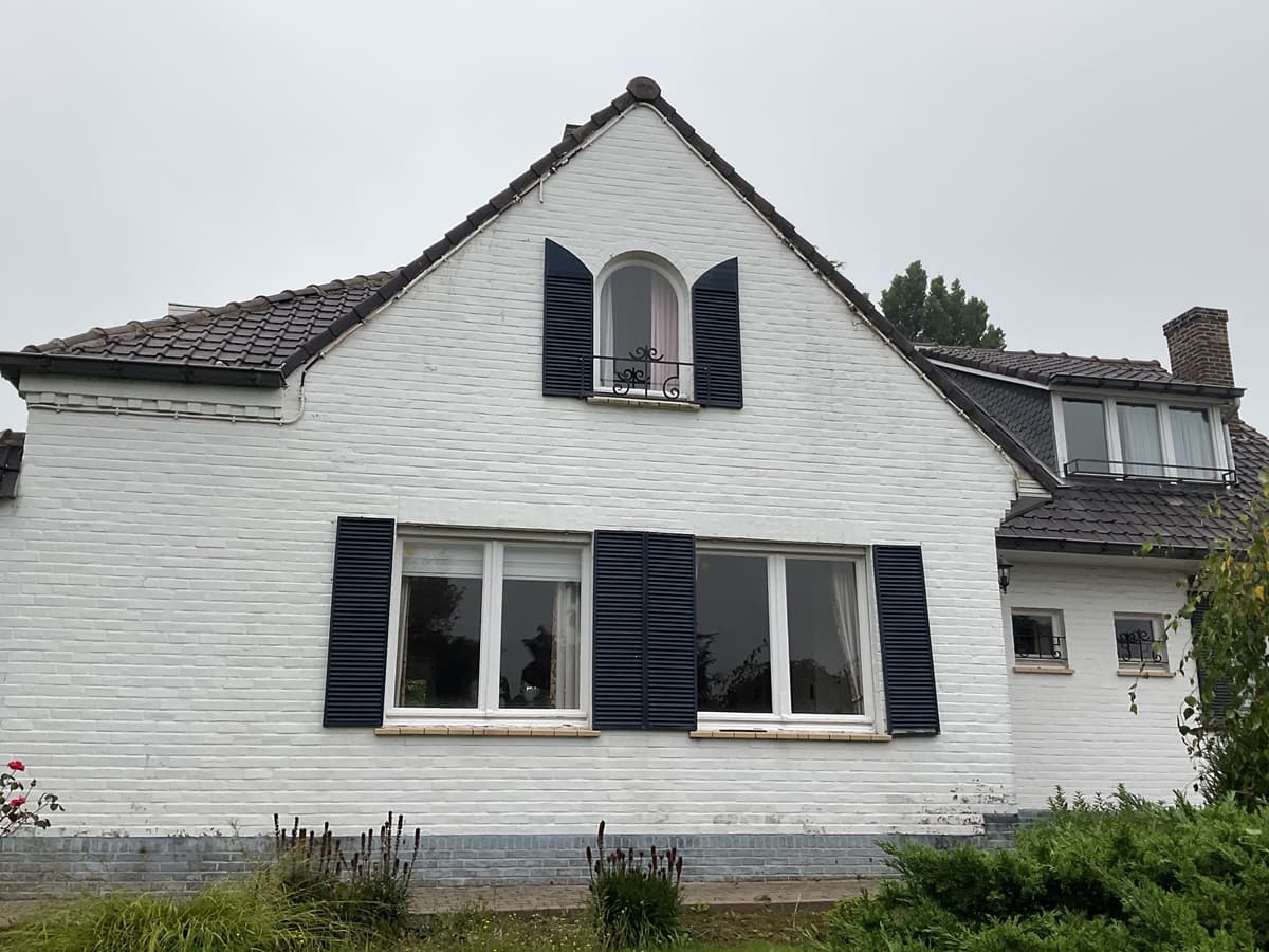 Avant rénovation et isolation d'une maison à Denderleeuw